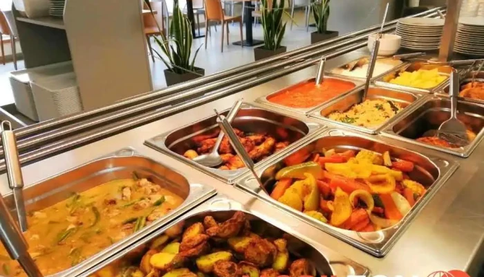 Restaurace Comelo -  Jidlo A Piti - Přívozní 1158