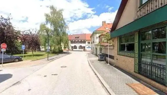 Restaurace Flora -  Street View A 360deg - 28. Října 1488
