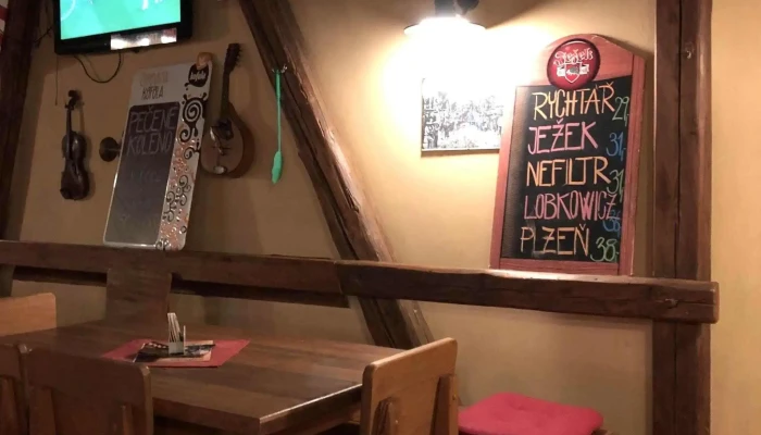 Restaurace Formanska Posta Instagram - Za Poštou 100
