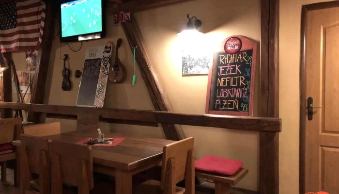 Restaurace Formanska Posta Vzhled A Atmosfera - Za Poštou 100