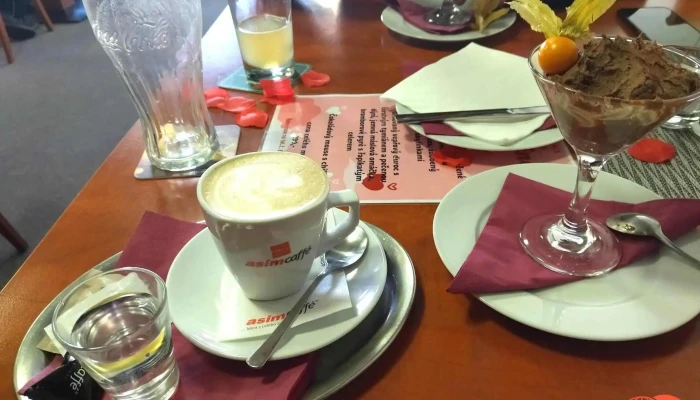 Restaurace Harenda A Pivnice Kozlovna -  Cappuccino - Nádražní 1399