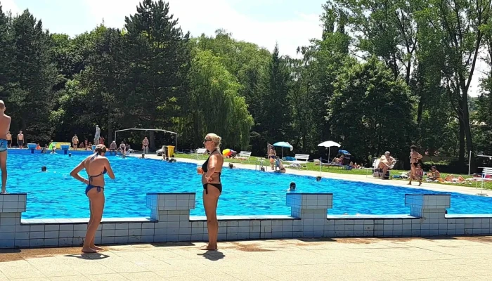 Restaurace Hotel Ron -  Instagram - Mikulášovice