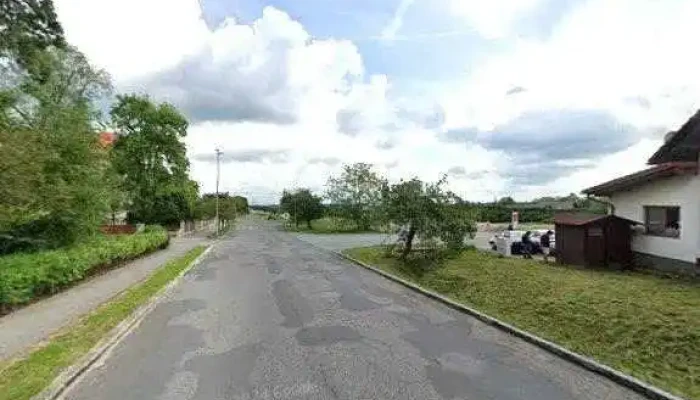 Restaurace Kastanka Street View A 360deg - Slatiňanská 392/392