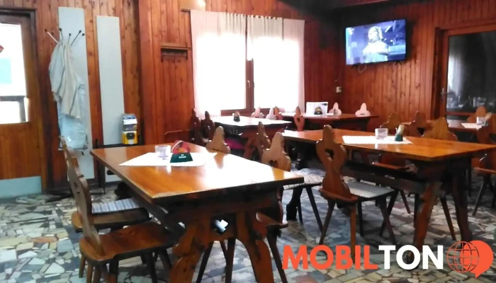 Restaurace Koliba Brezolupy Vzhled A Atmosfera - Březolupy