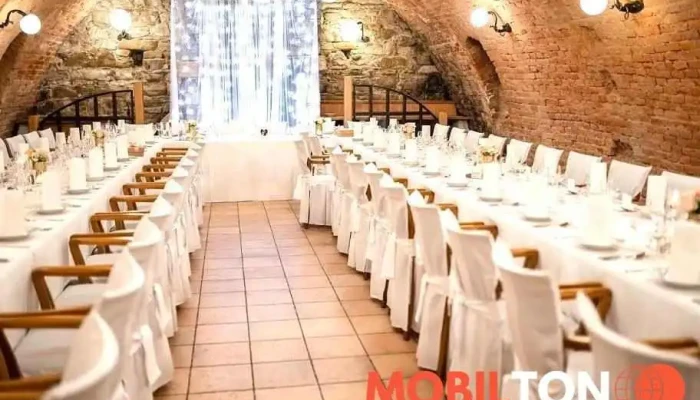 Restaurace Konicek Vzhled A Atmosfera - Mařatice