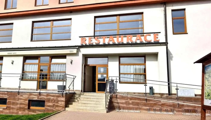 Restaurace Krizanov Restaurace - Benešovo Nám. 449
