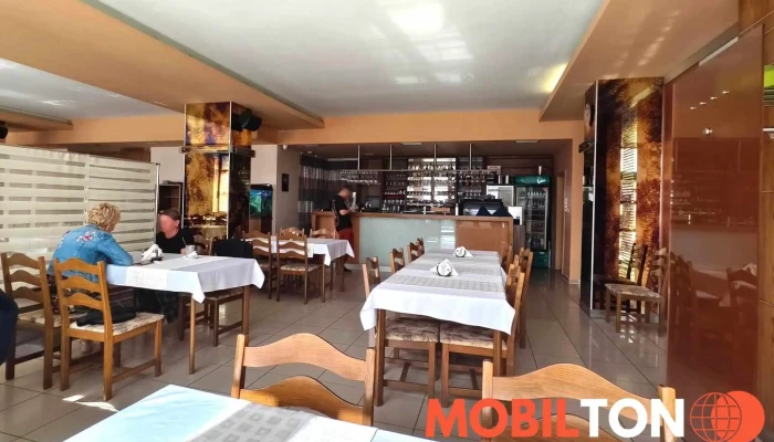 Restaurace Krizanov Vzhled A Atmosfera - Benešovo Nám. 449