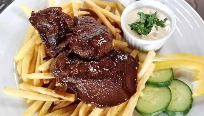 Restaurace Machač - Čeperka-Opatovice Nad Labem
