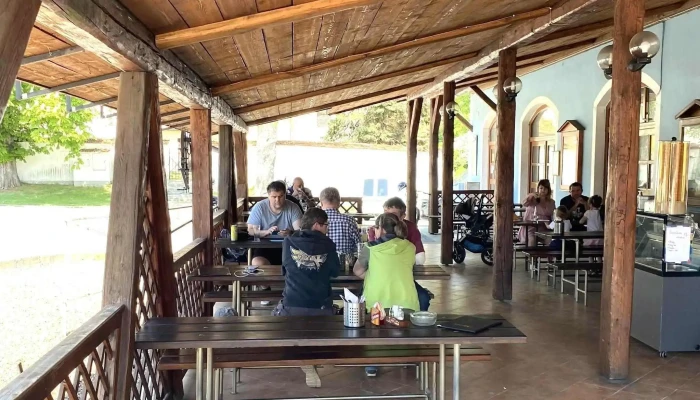 Restaurace Modra Hvezda Blizko Mě - Petrovice