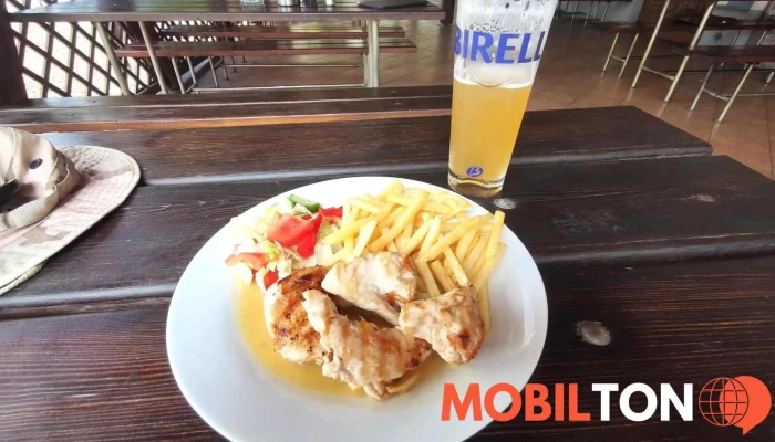 Restaurace Modra Hvezda Jidlo A Piti - Petrovice