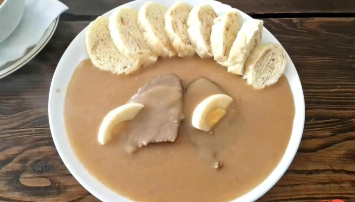 Restaurace Modra Hvezda Jidlo A Piti - Husovo Nám. 61