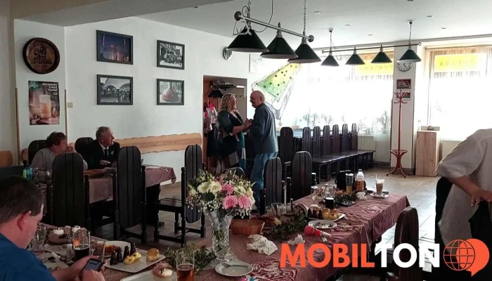 Restaurace Modrá Hvězda - Husovo Nám. 61