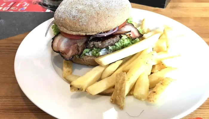 Restaurace Mozaika -  Jidlo A Piti - Uherské Hradiště