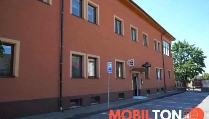 Restaurace Na Cukrovaru -  Exterier - Záhlinická 474