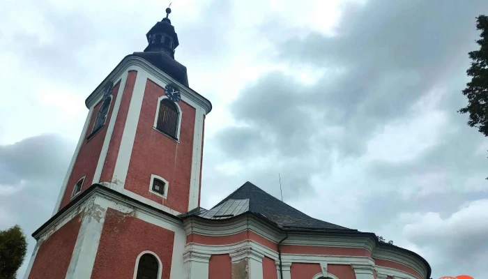 Restaurace Na Krizovatce Kostel Svate Mari Magdaleny - Czech Republic