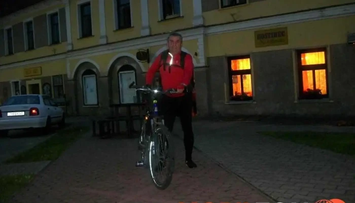 Restaurace Na Krizovatce Police Nad Metuji - Czech Republic
