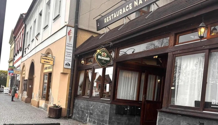 Restaurace Na Kuchynce Oblast - Nám. Jana Žižky Z Trocnova 151/35