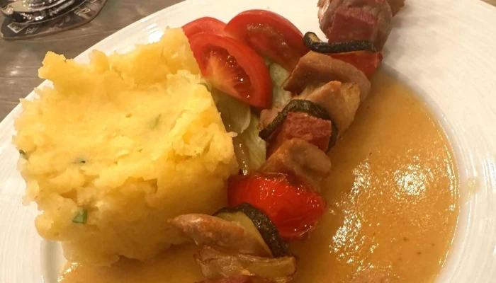 Restaurace Na Kuchynce Telefon - Nám. Jana Žižky Z Trocnova 151/35