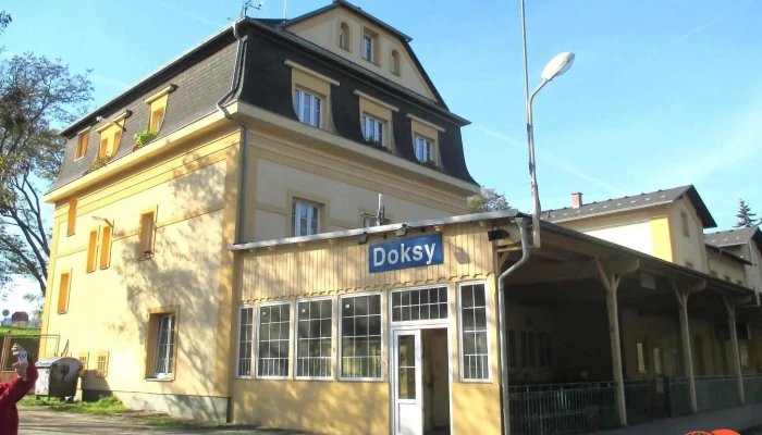 Restaurace Na Nádraží U Cibichova loku. - 472 01 Doksy
