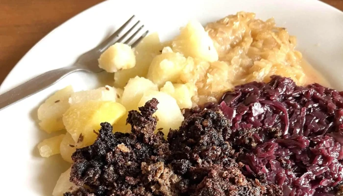 Restaurace Na Stare Horelice Instagram - Masarykova 563
