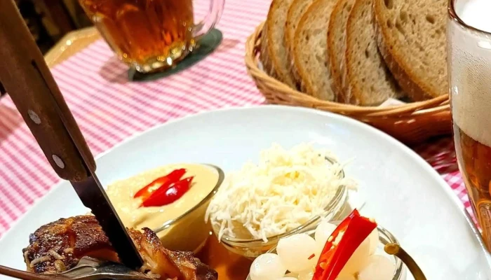 Restaurace Na Zastavce Hodnoceni - Radošovice