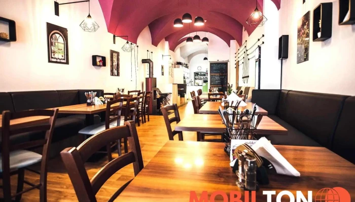 Restaurace Nova Bohemia Od Vlastnika - 61, Velké Nám. 112