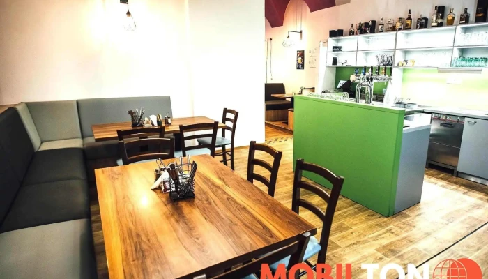 Restaurace Nova Bohemia Vzhled A Atmosfera - 61, Velké Nám. 112