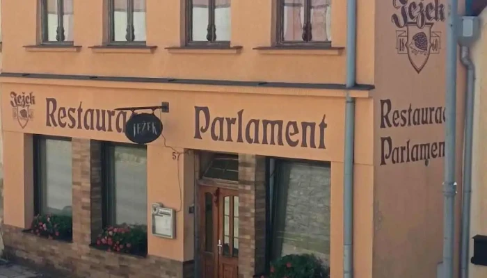 Restaurace Parlament -  Vse - Třebízského 57