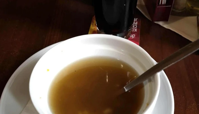 Restaurace Pod Lipou -  Telefon - Náměstí 77