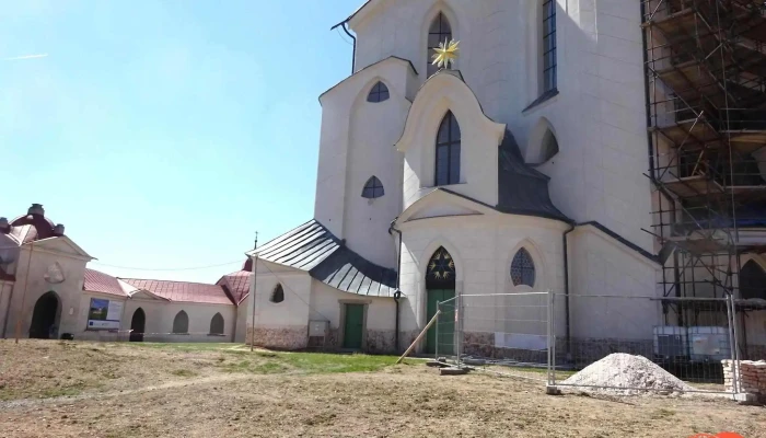 Restaurace Polnicka Poutni Kostel Sv Jana Nepomuckeho Na Zelene Hore - Polnička