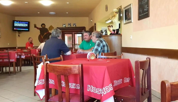 Restaurace Radnice -  Oteviraci Doba - Rouchovany
