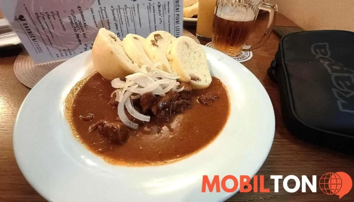 Restaurace Radnicni Sklipek Nejnovejsi - Kovářská 20/2