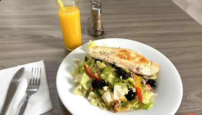 Restaurace S Pribehem Jidlo A Piti - Dolní Nám. 34