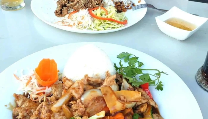 Restaurace Sen Viet -  Jidlo A Piti - U Stadionu 1835