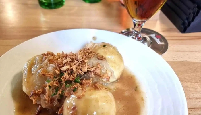 Restaurace U Bohuslavu Kysane Zeli - Nám. 5. Května 114