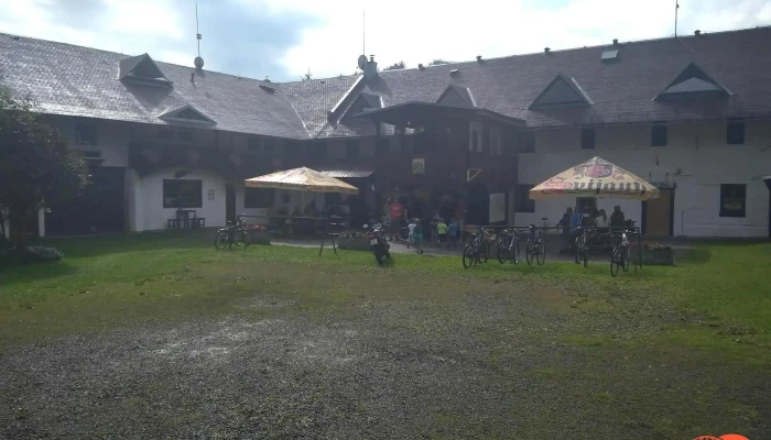 Restaurace u Brožů - 463 43 Český Dub
