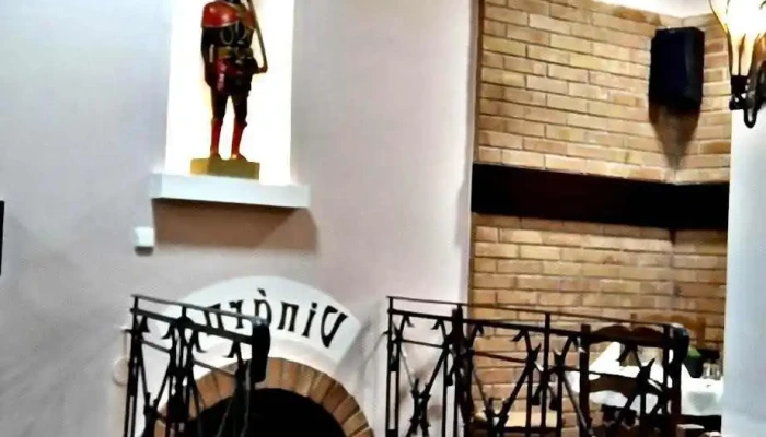 Restaurace U Cerneho Janka Vzhled A Atmosfera - Moravská 82