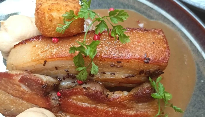 Restaurace U Hejtmana Sarovce Dvořakova 595 - Dvořákova 595