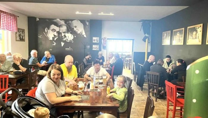 Restaurace U Hynečků - Chacharova Pizza - 739 44 Brušperk