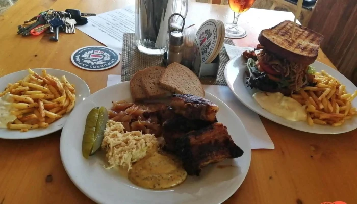 Restaurace U Smrcku Hranolky - Tyršova 586
