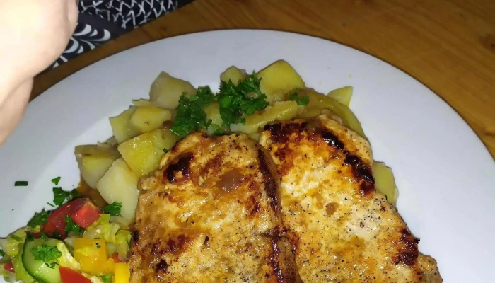 Restaurace U Smrcku Instagram - Tyršova 586