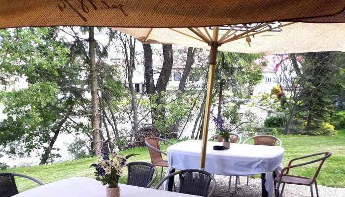 Restaurace U Tenisovych Kurtu Hodnoceni - Velká Losenice