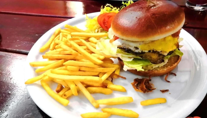 Restaurace U Zamku Jidlo A Piti - Březolupy
