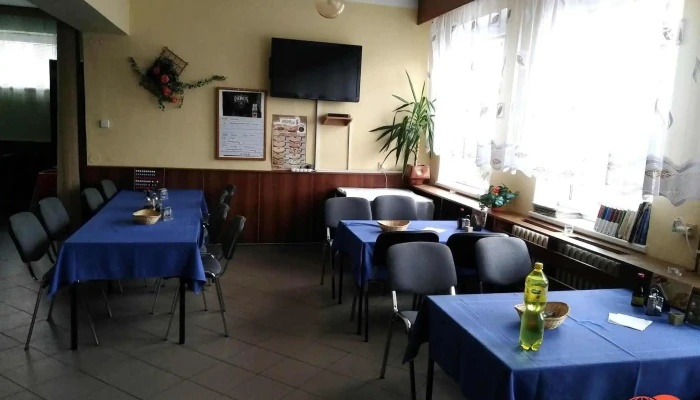 Restaurace U Zamku Vzhled A Atmosfera - Lešná
