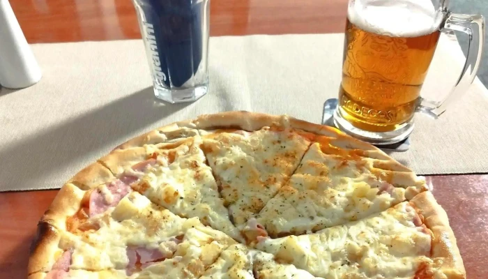 Restaurace V Podzamci   Pizzerie 3 Masarykova 65 - 3, Masarykova 65