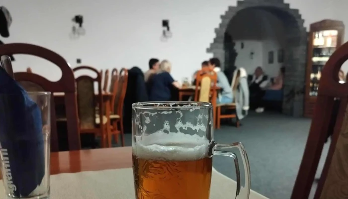 Restaurace V Podzamci   Pizzerie Restaurace - 3, Masarykova 65