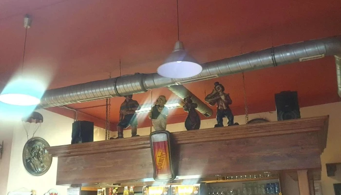 Restaurace Velka Dobra Telefon - Karlovarská 315