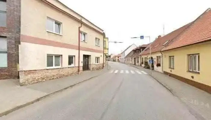 Restaurace Viola -  Lessl Street View A 360deg - Komenského 34