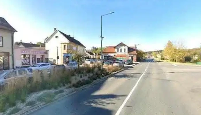 Restaurace Zalozna Street View A 360deg - Nám. Mezi Šenky 123