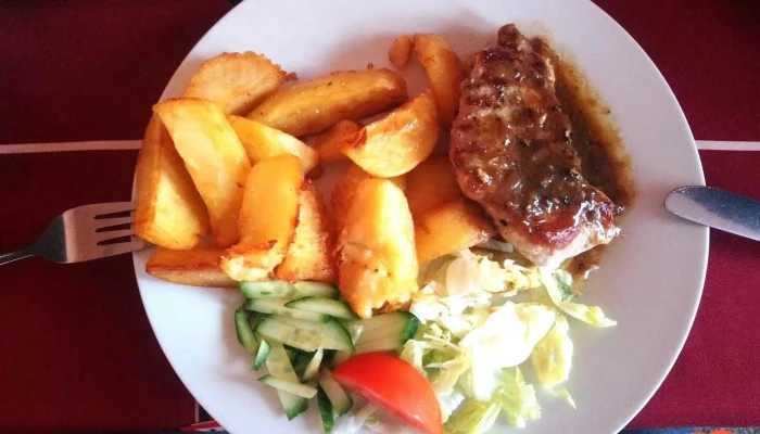 Restaurace Zdar -  Jidlo A Piti - Ústecká 219